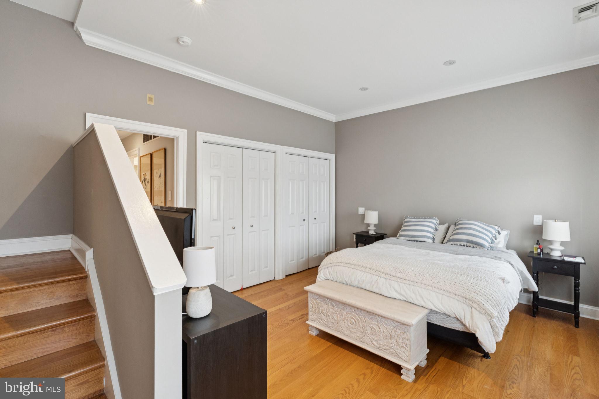 1615 SPRUCE STREET 1617 400