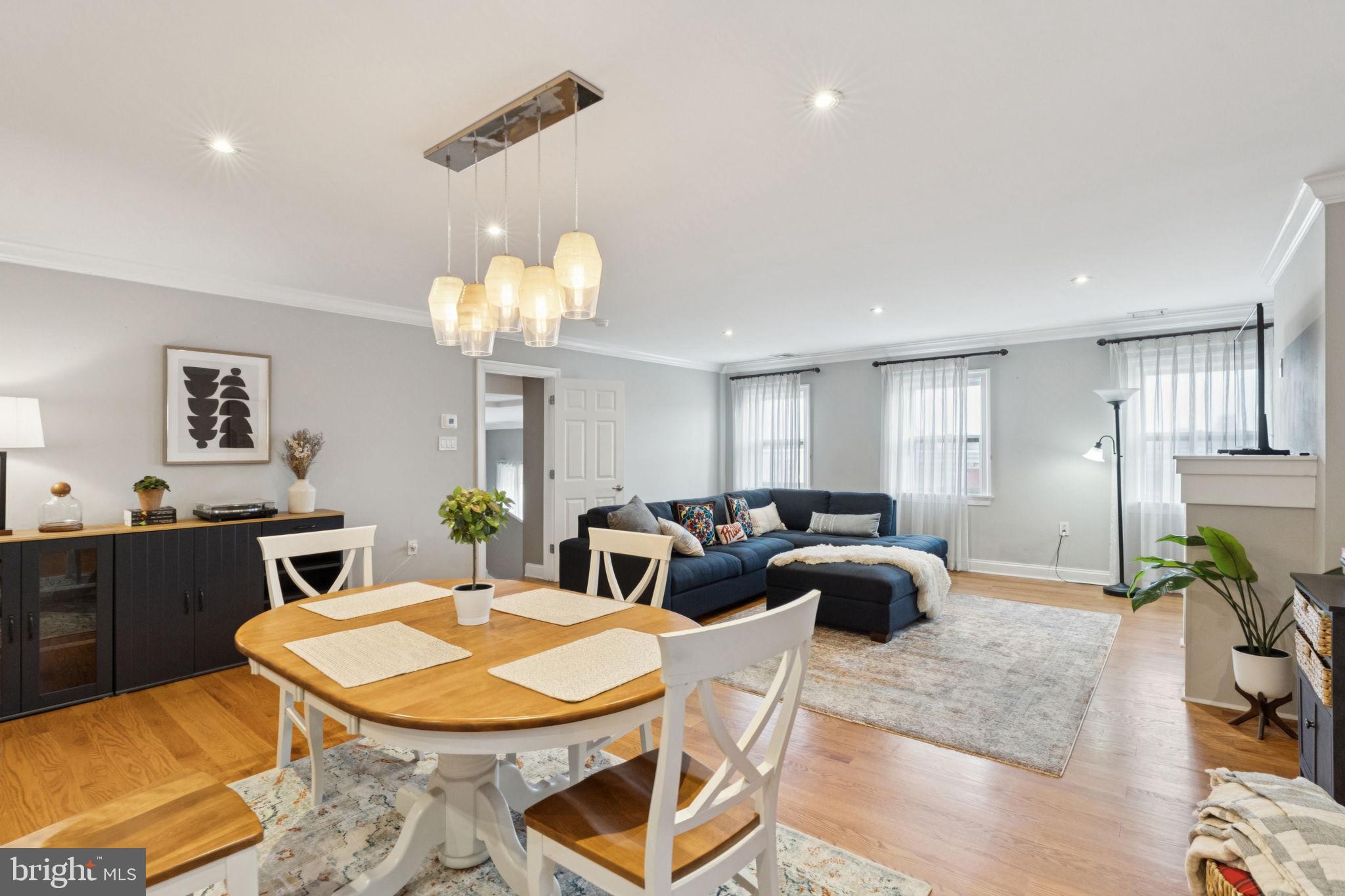 1615 SPRUCE STREET 1617 400