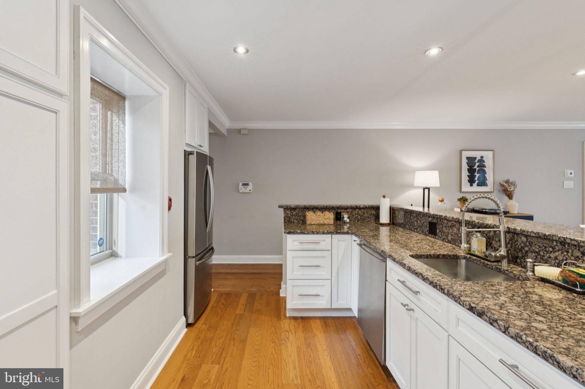 1615 SPRUCE STREET 1617 400