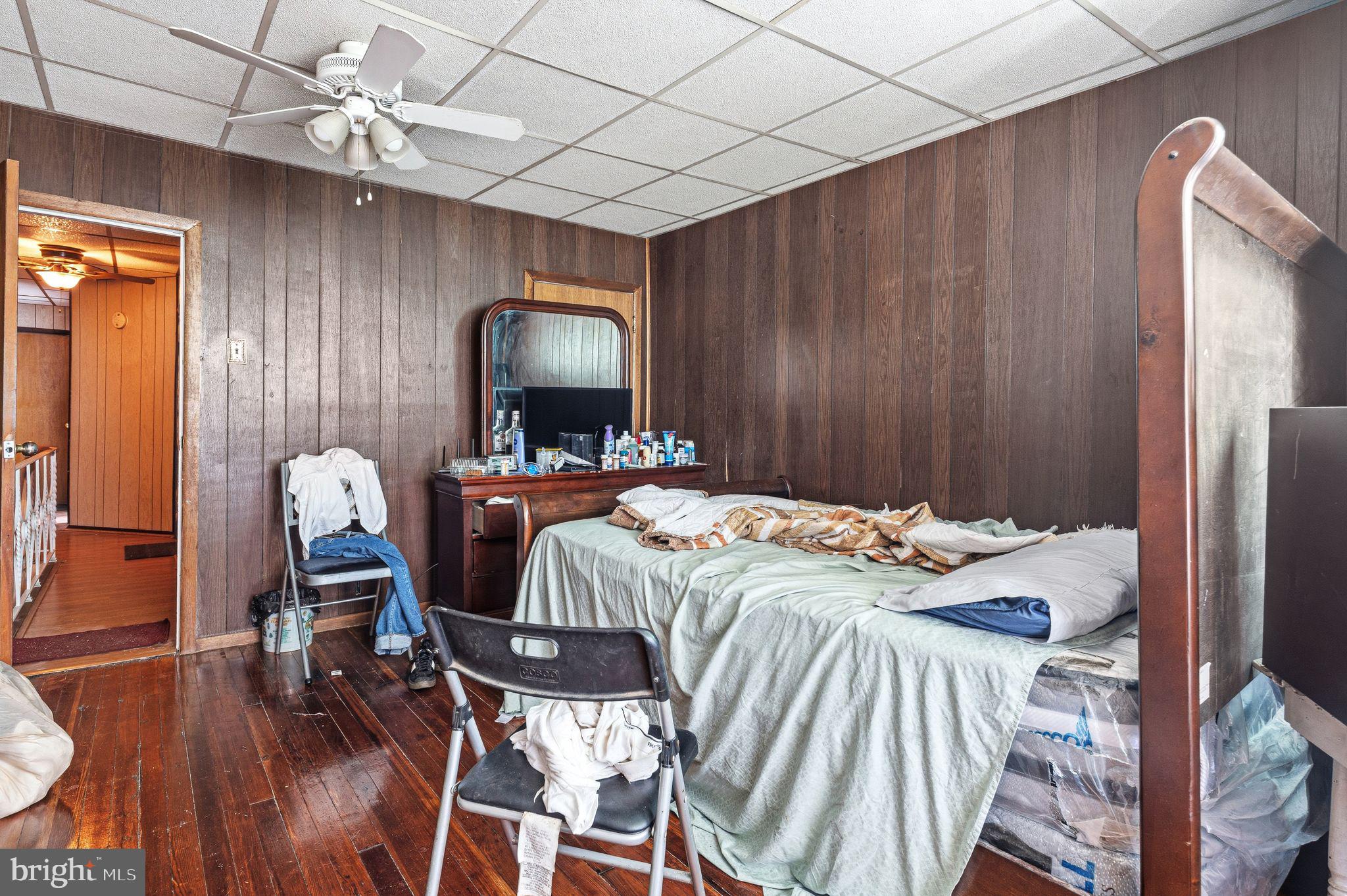 1549 N ROBINSON STREET