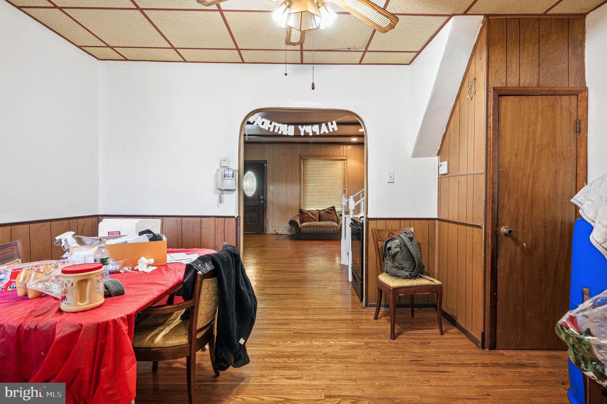 1549 N ROBINSON STREET