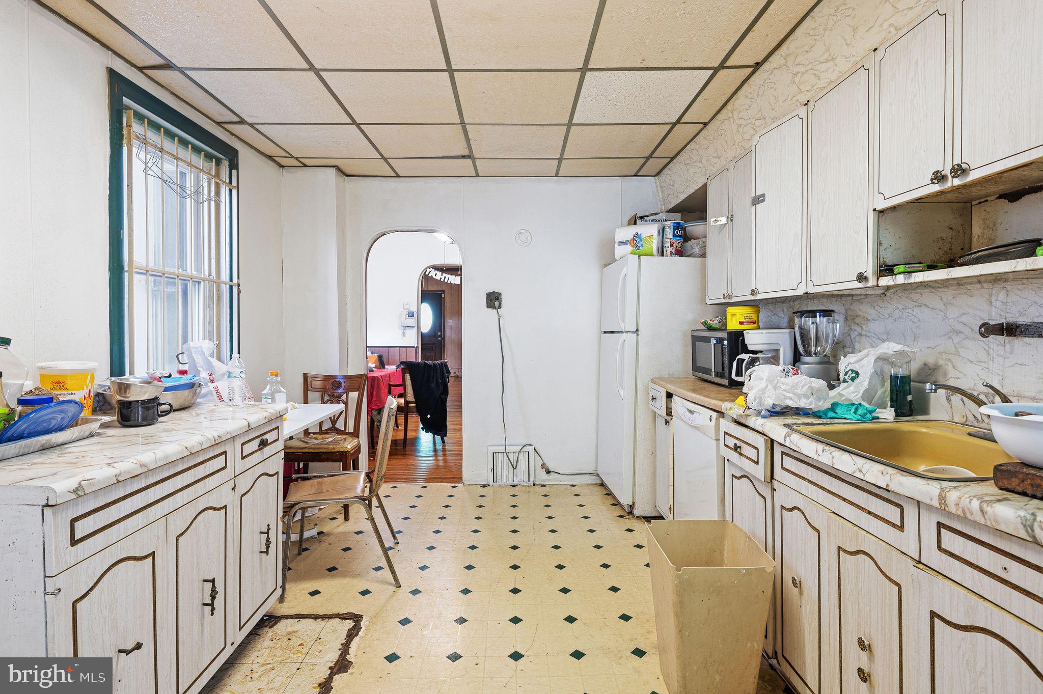 1549 N ROBINSON STREET