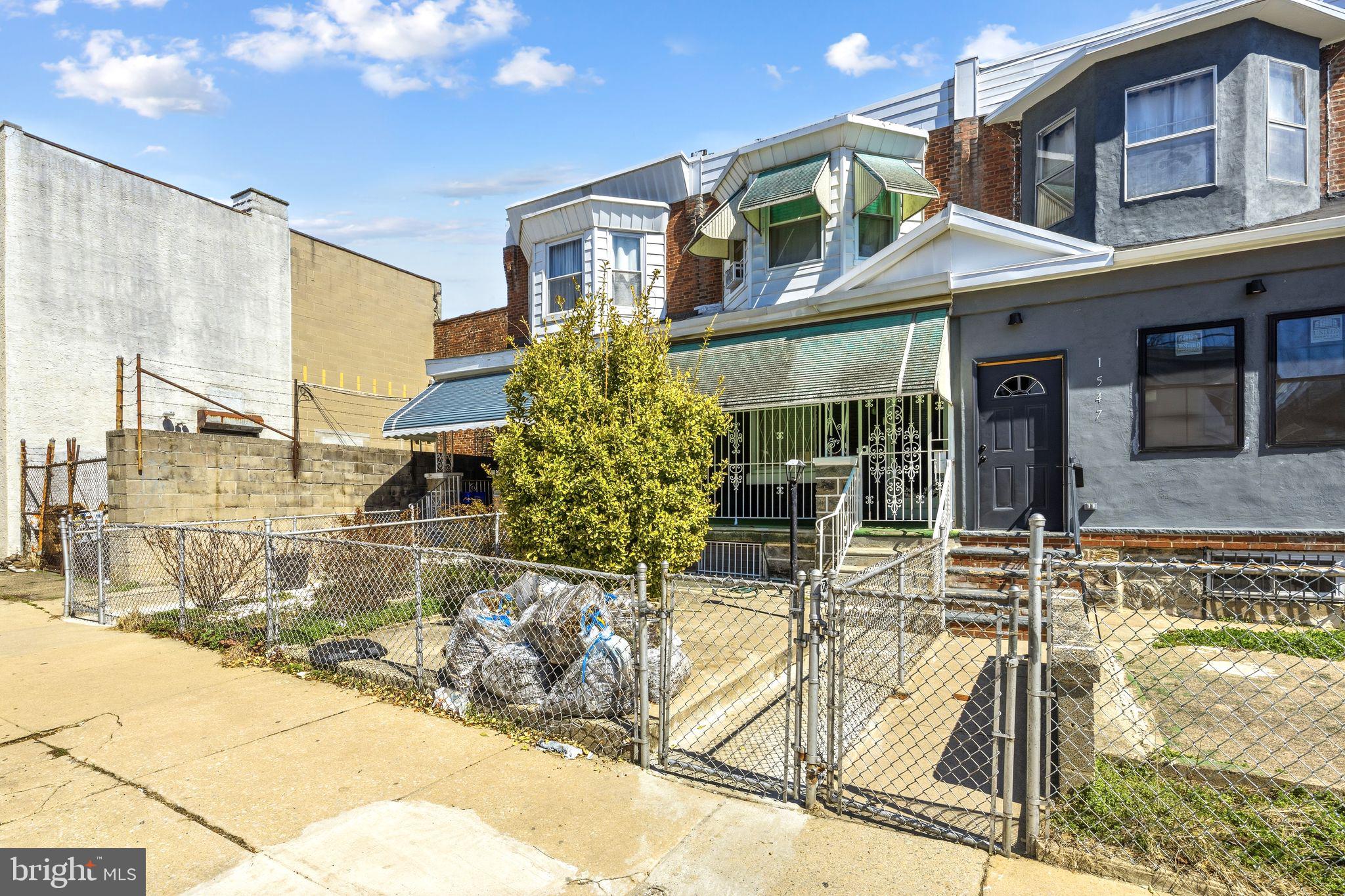 1549 N ROBINSON STREET