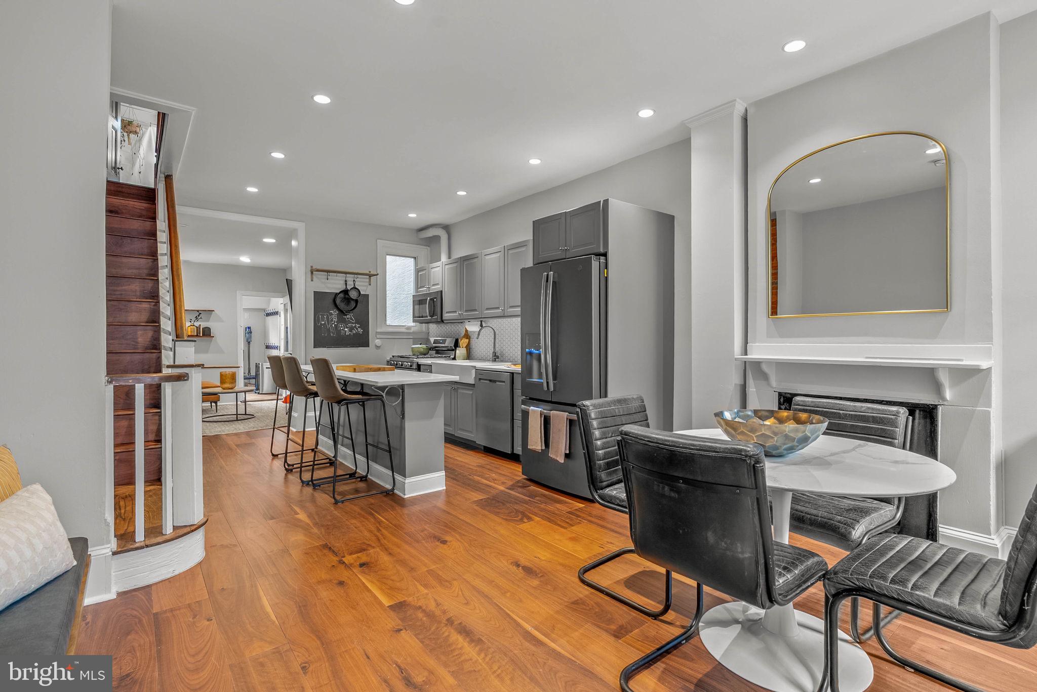 2729 CAMBRIDGE STREET