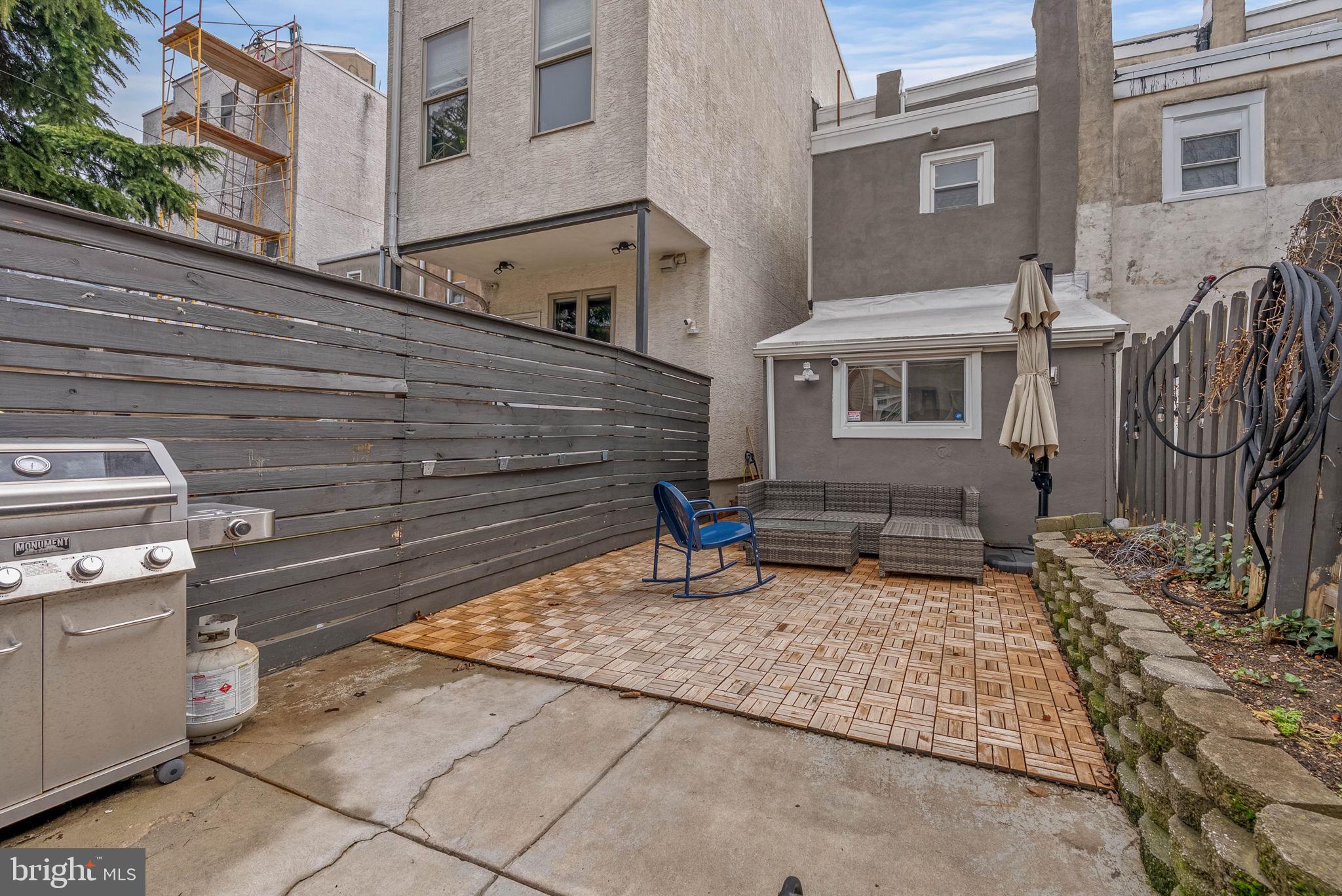 2729 CAMBRIDGE STREET