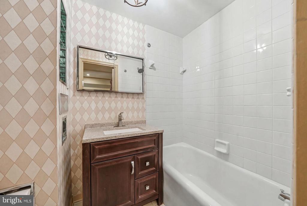 1901 WALNUT STREET 6F