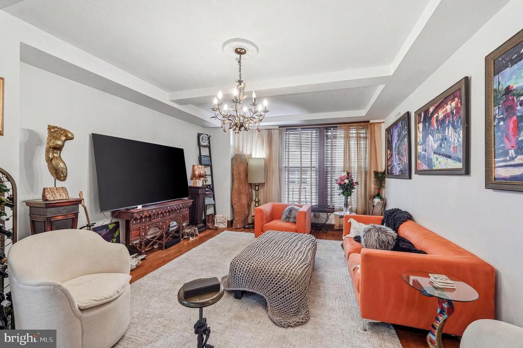1901 WALNUT STREET 6F