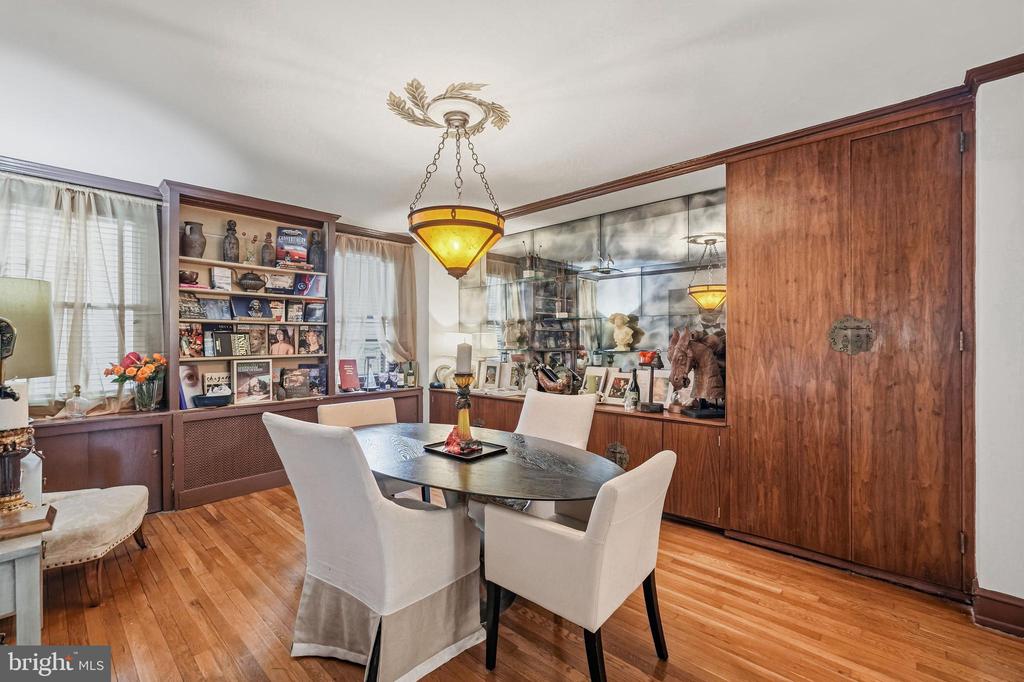 1901 WALNUT STREET 6F