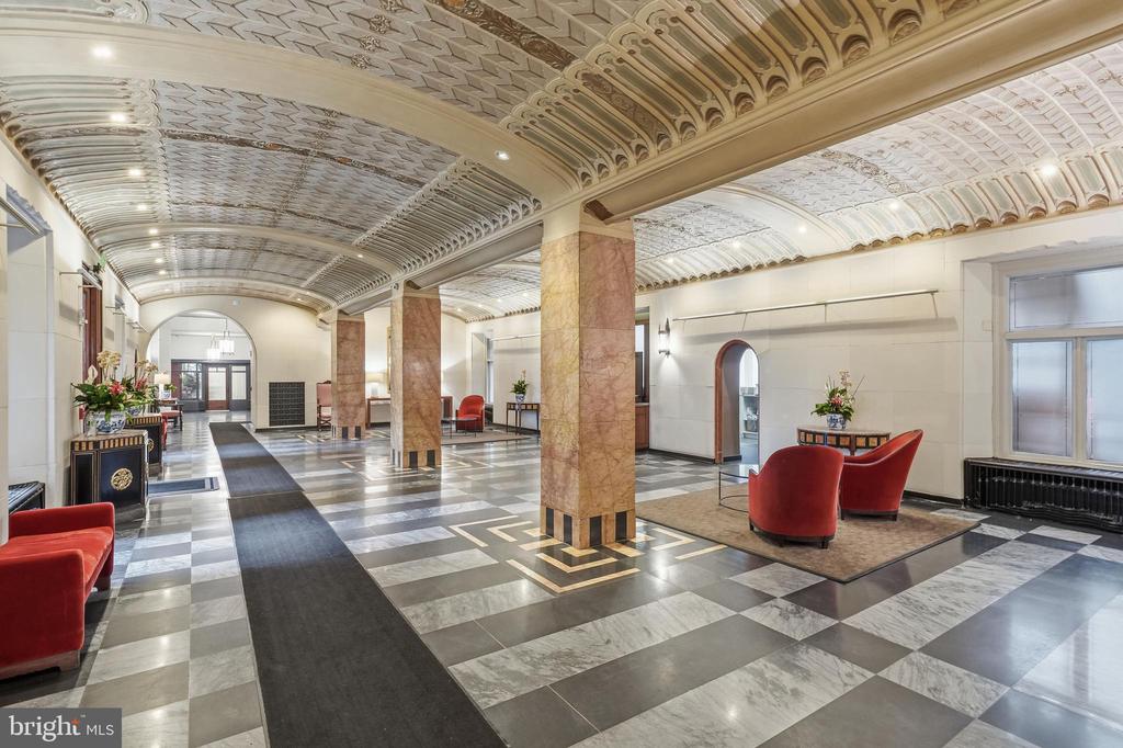 1901 WALNUT STREET 6F