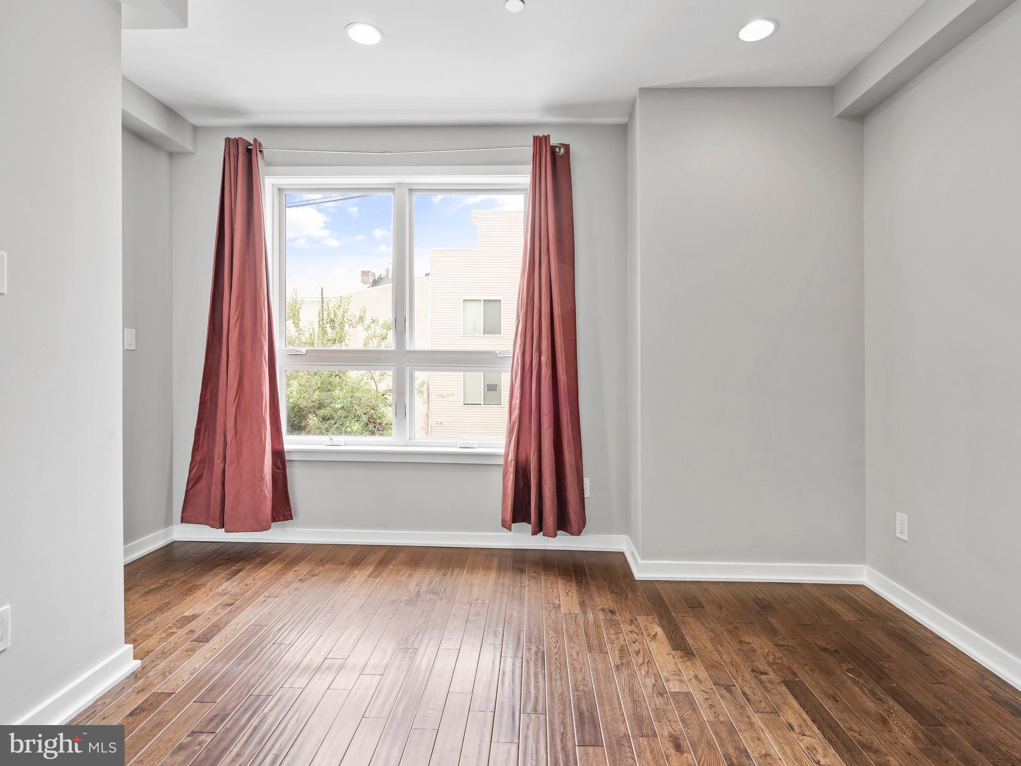 1435 N ORKNEY STREET