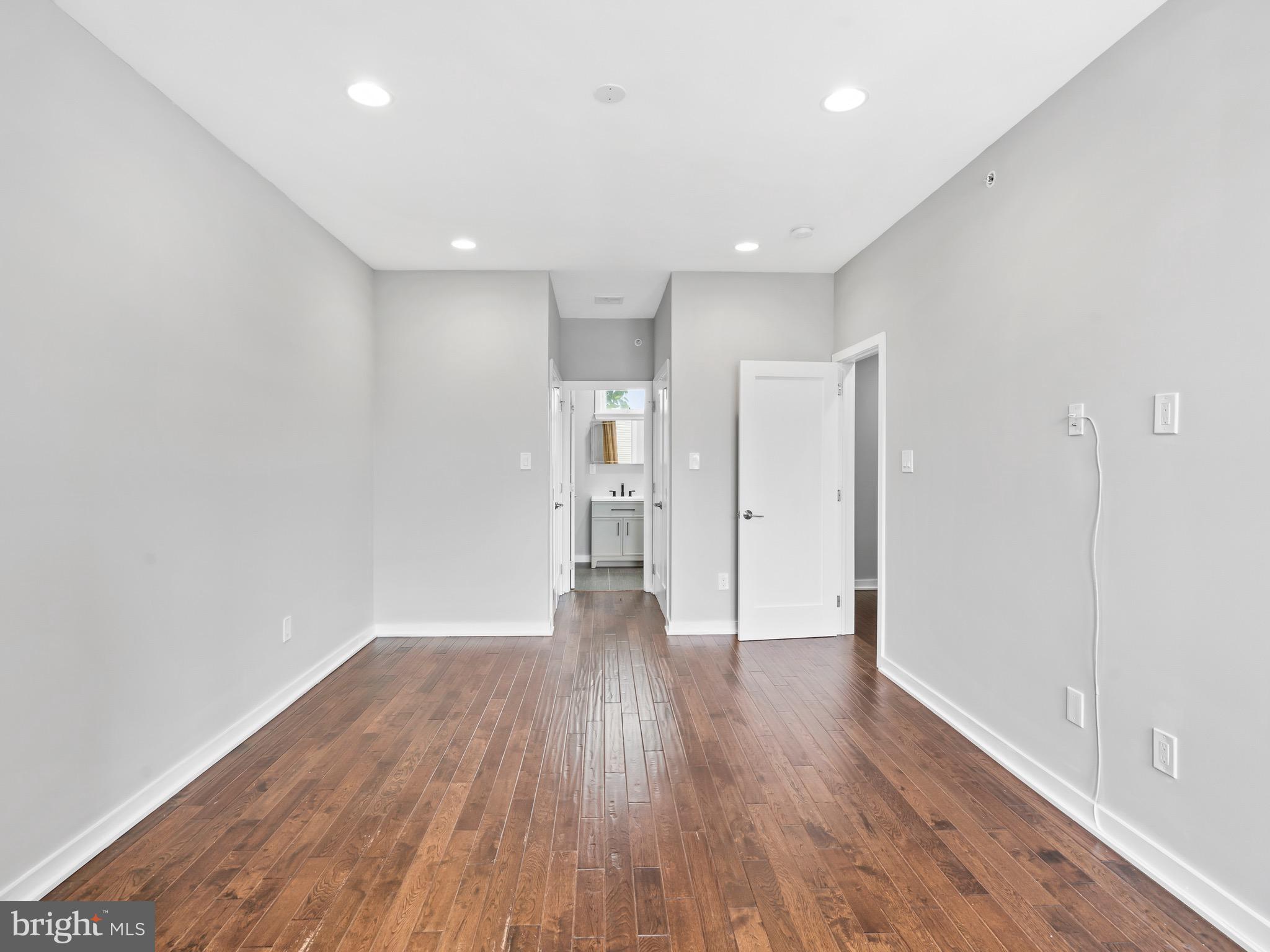 1435 N ORKNEY STREET