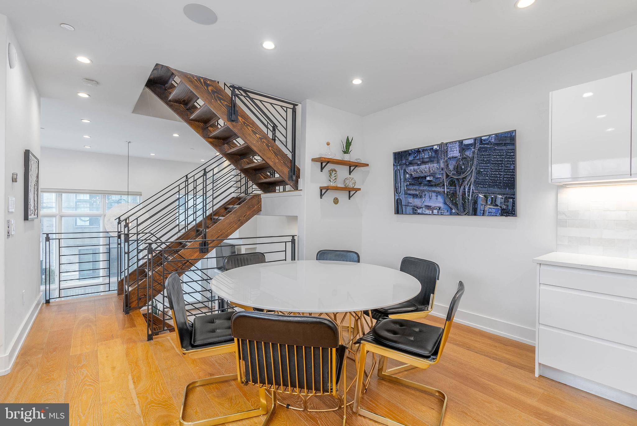 1338 KATER STREET 42