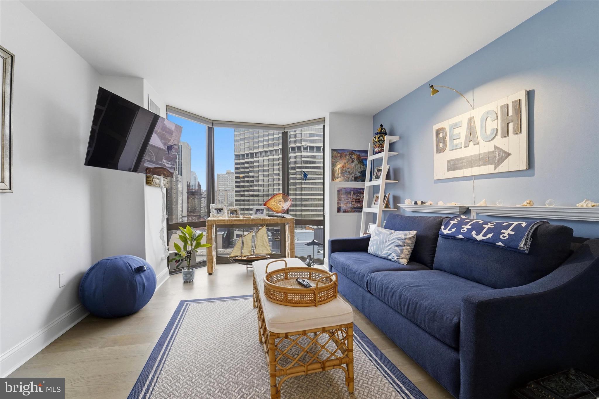 2018 WALNUT STREET 32 14CD
