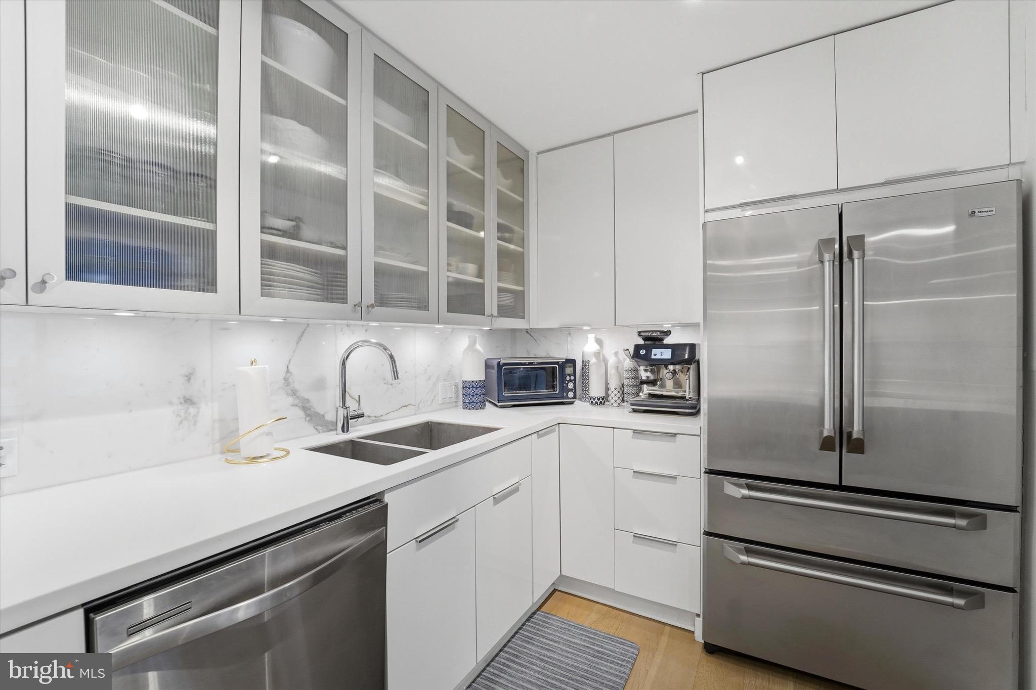 2018 WALNUT STREET 32 14CD