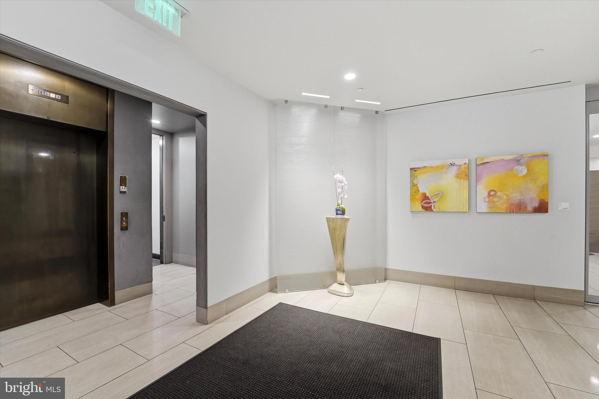 2018 WALNUT STREET 32 14CD