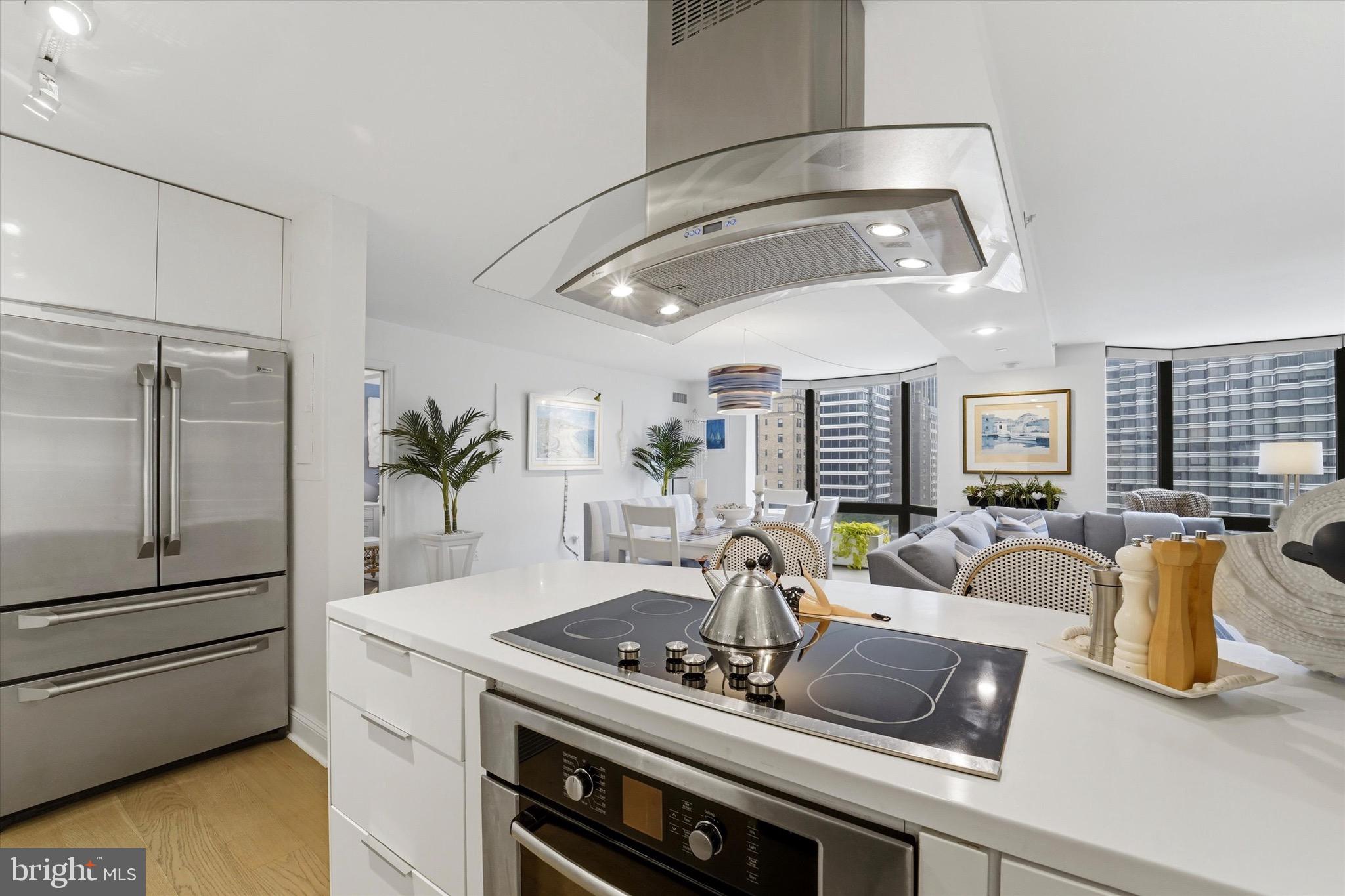 2018 WALNUT STREET 32 14CD