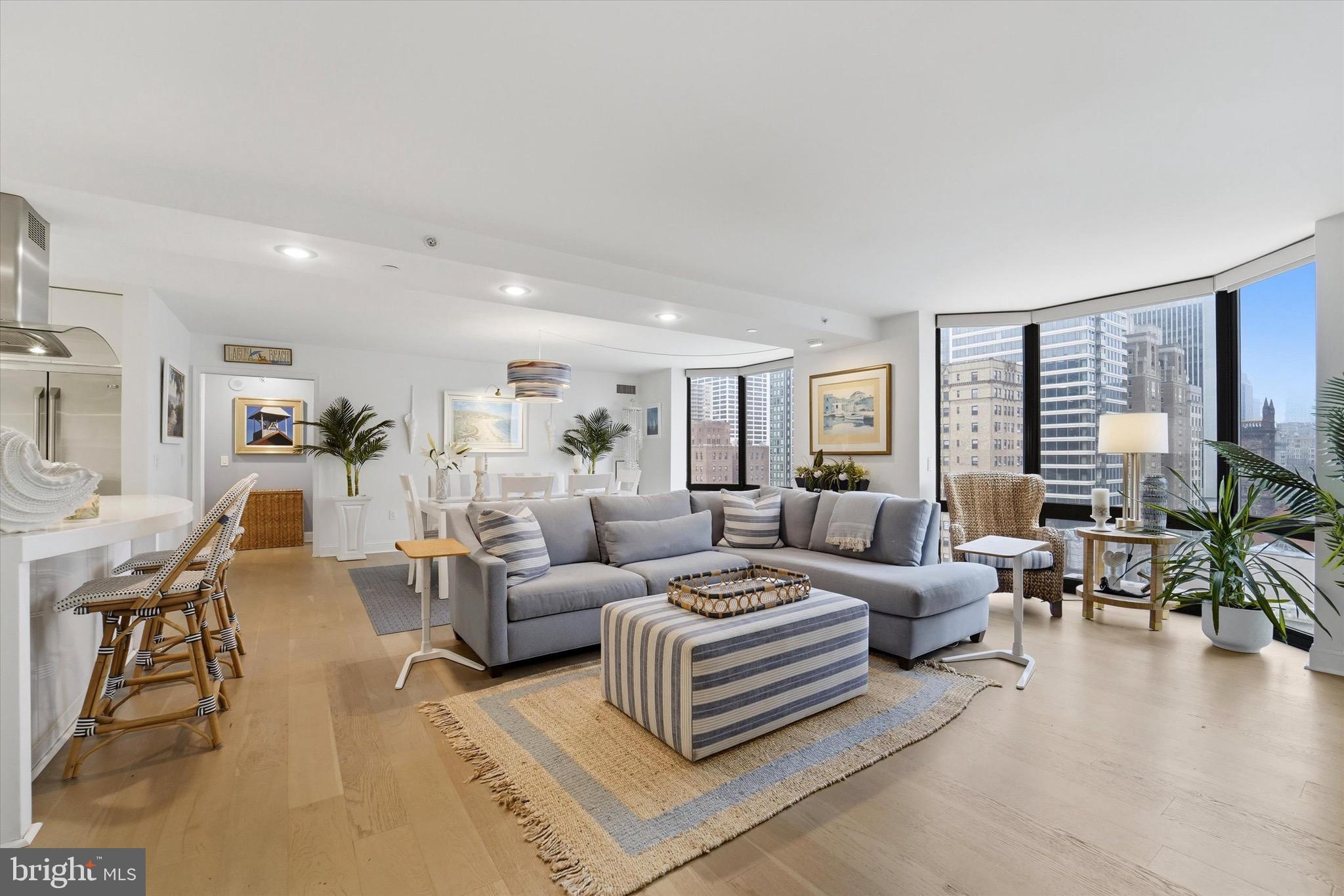 2018 WALNUT STREET 32 14CD