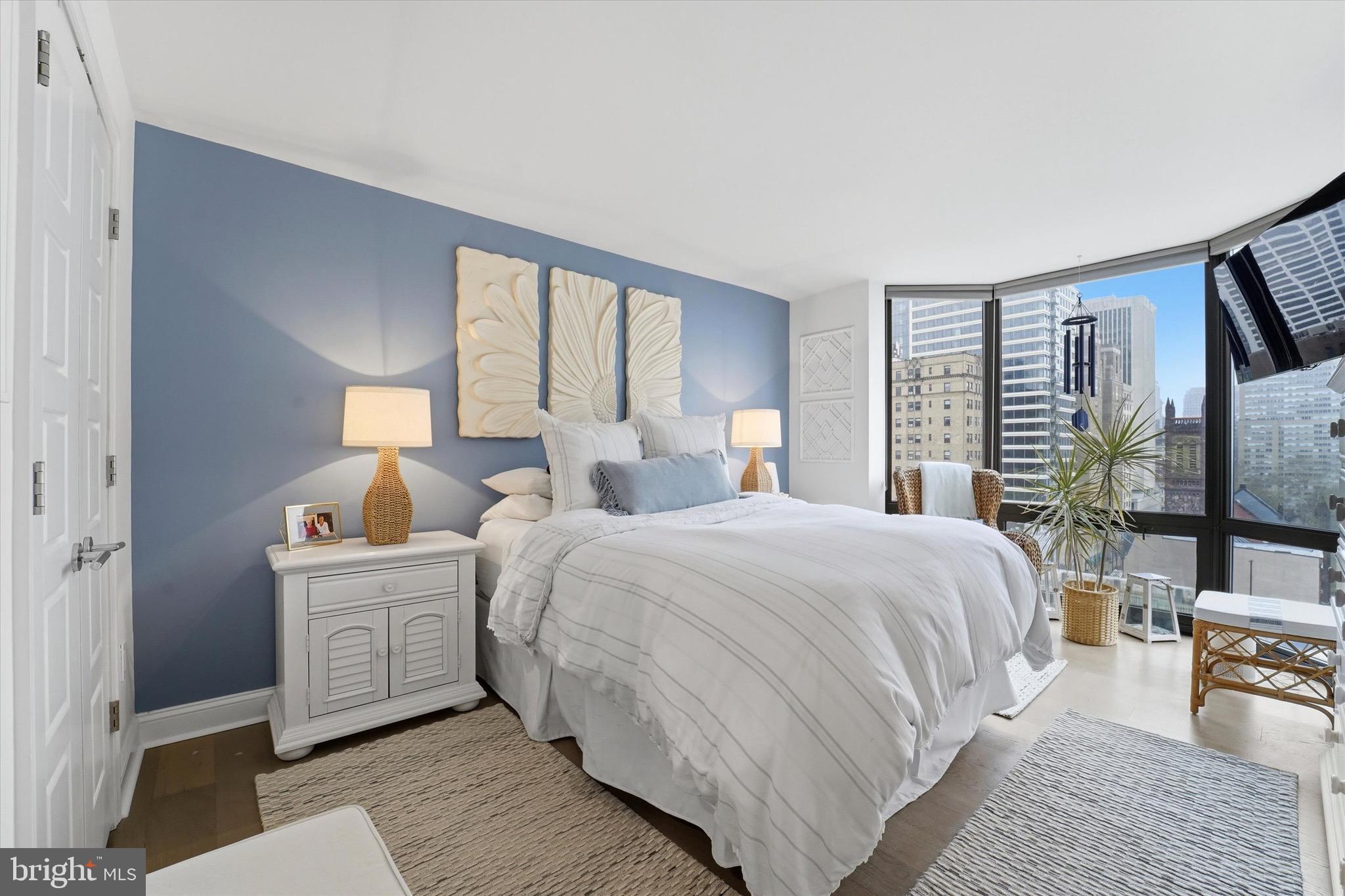 2018 WALNUT STREET 32 14CD
