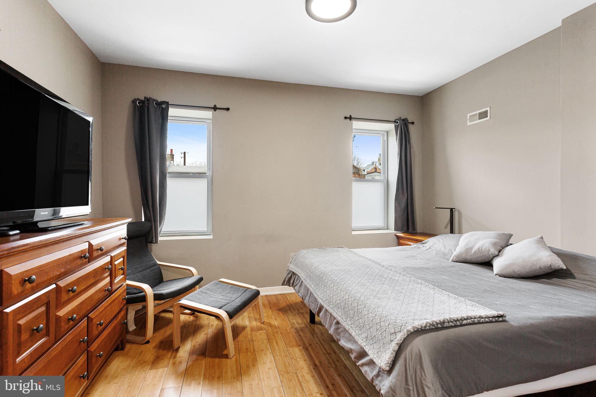 4618 PASCHALL AVENUE