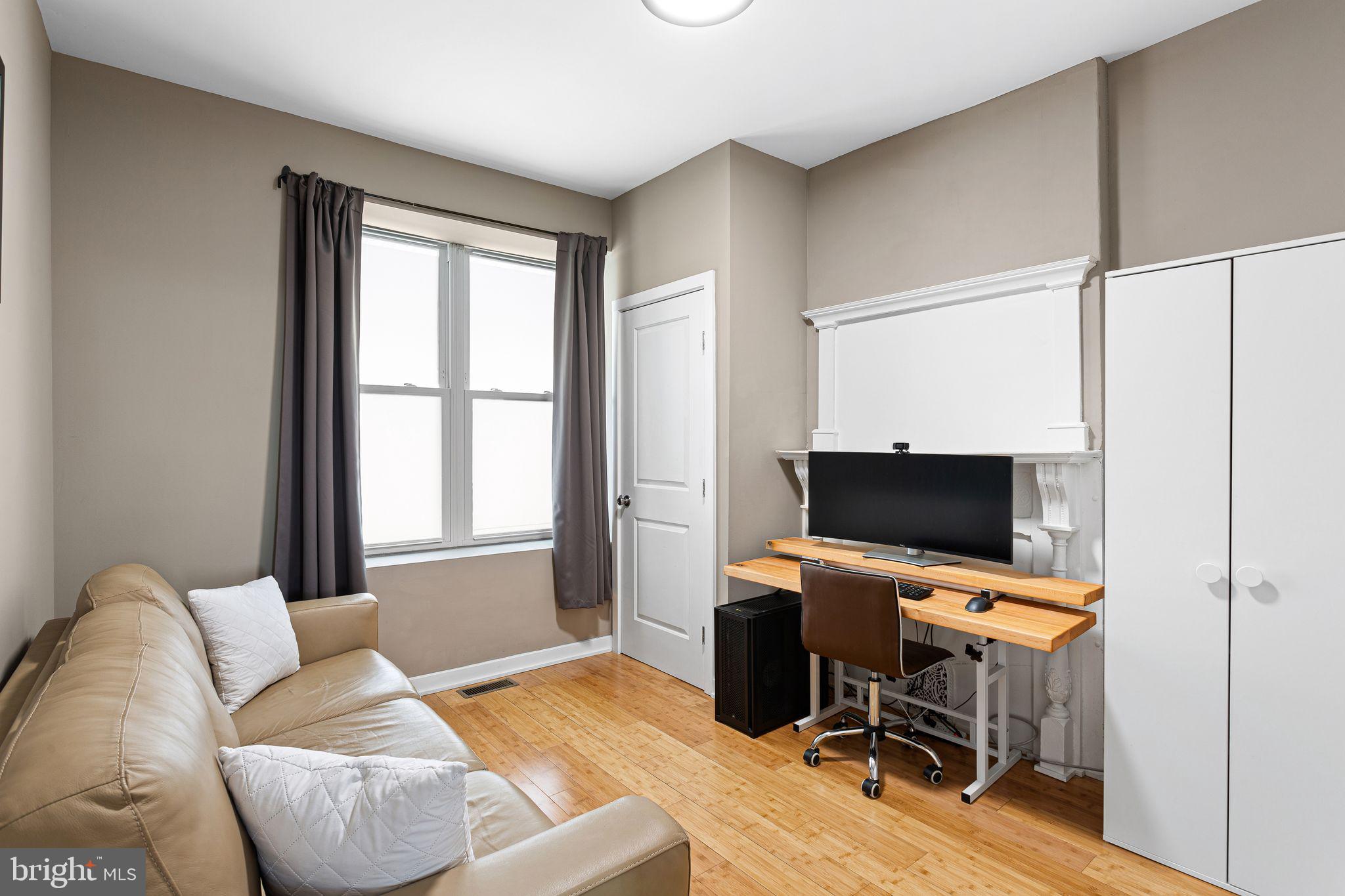 4618 PASCHALL AVENUE