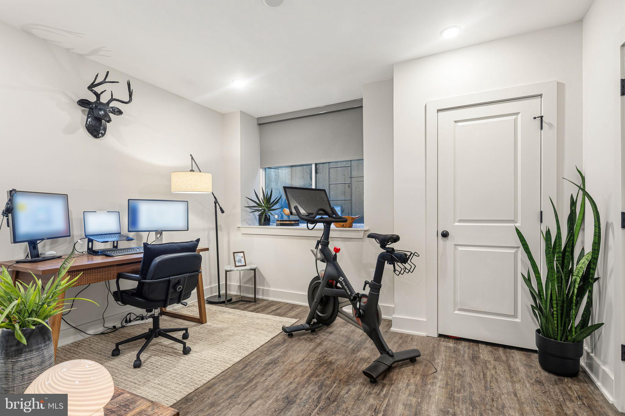 1651 E EYRE STREET 1