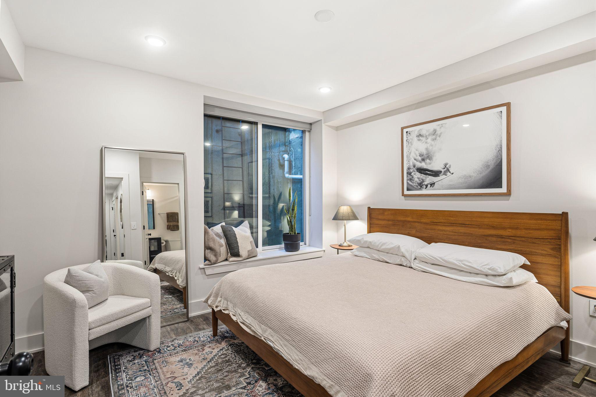 1651 E EYRE STREET 1