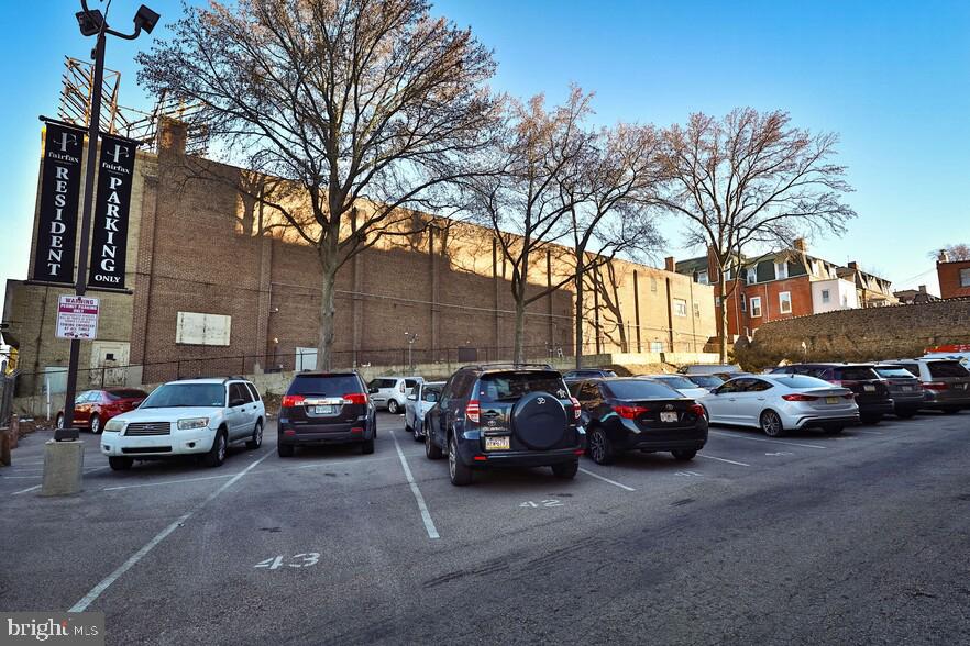 4247 LOCUST STREET 0B-609