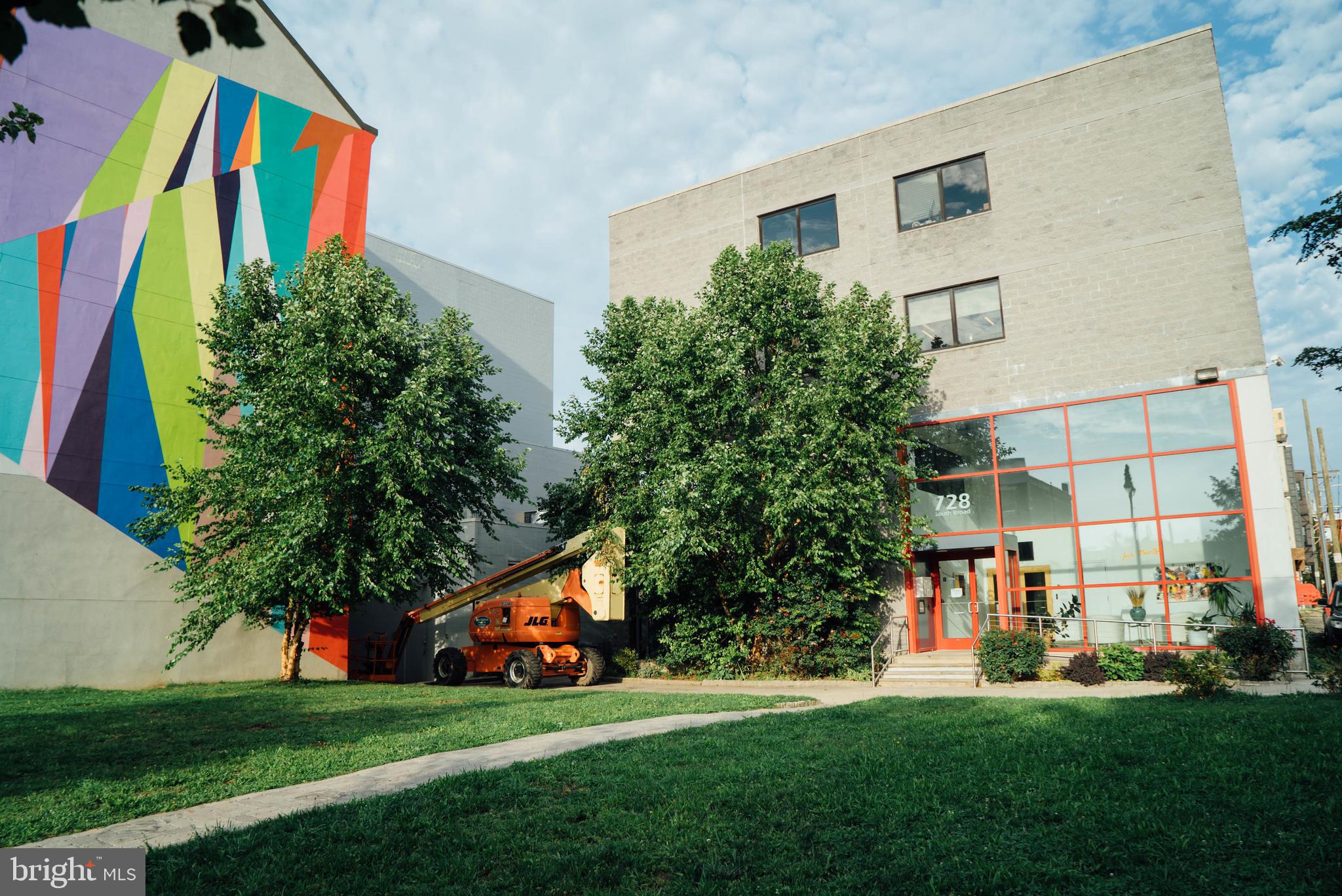 728 S BROAD STREET 3-4