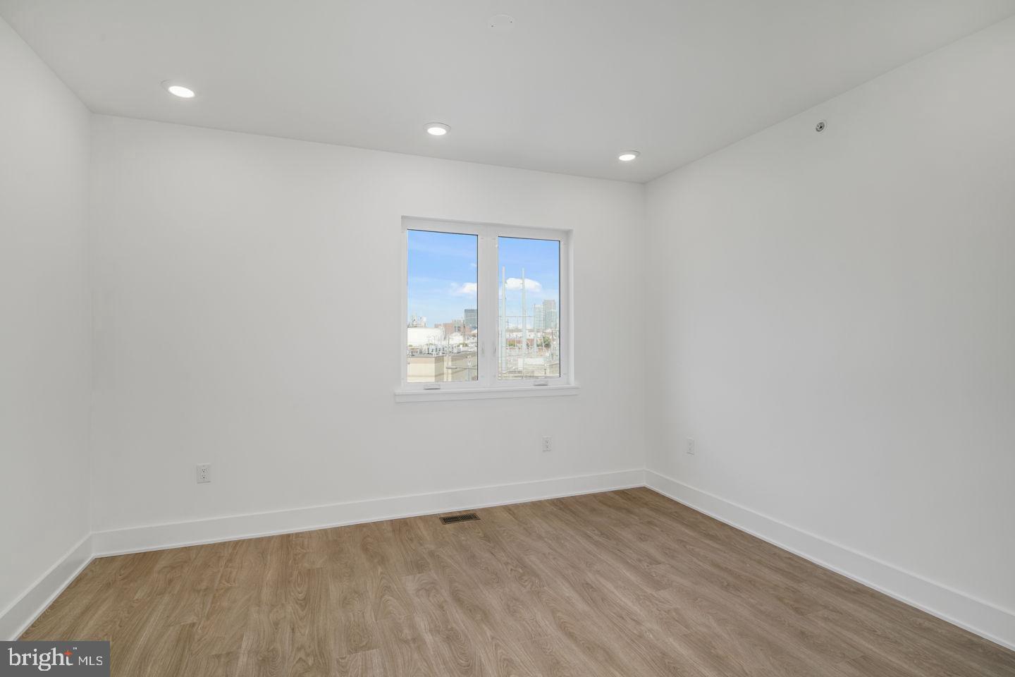 2721 FEDERAL STREET 3