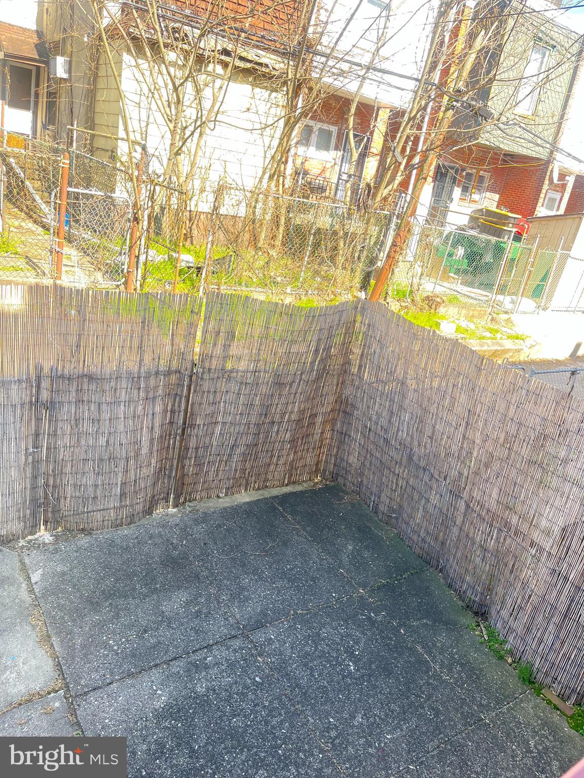 1061 EDGEMORE ROAD