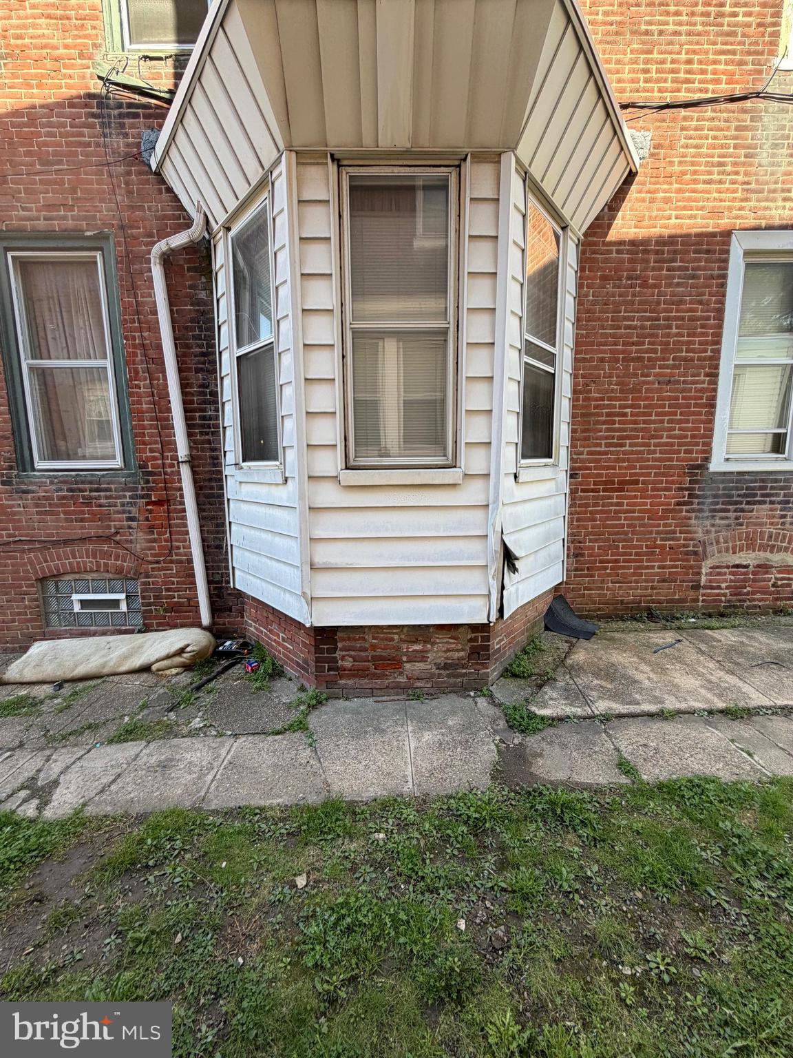 1007 ARROTT STREET