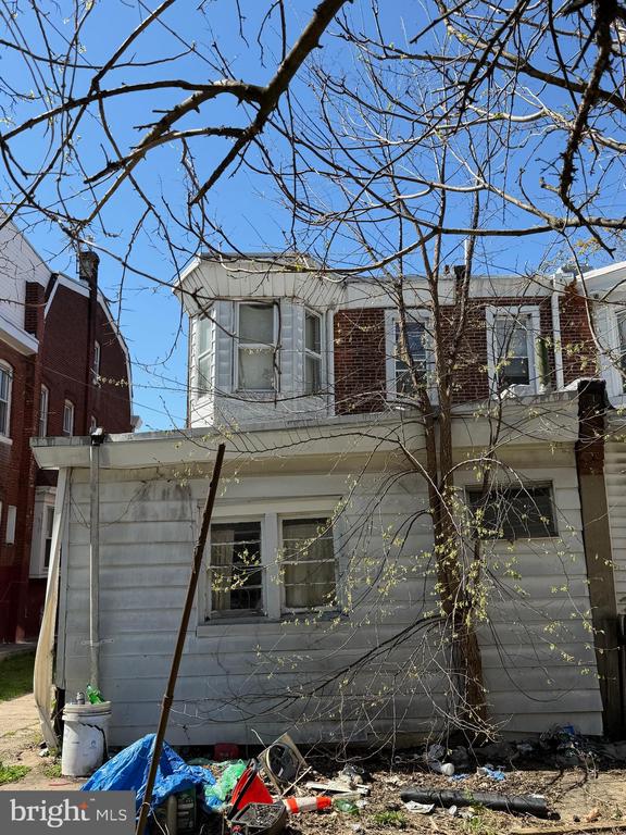 1007 ARROTT STREET