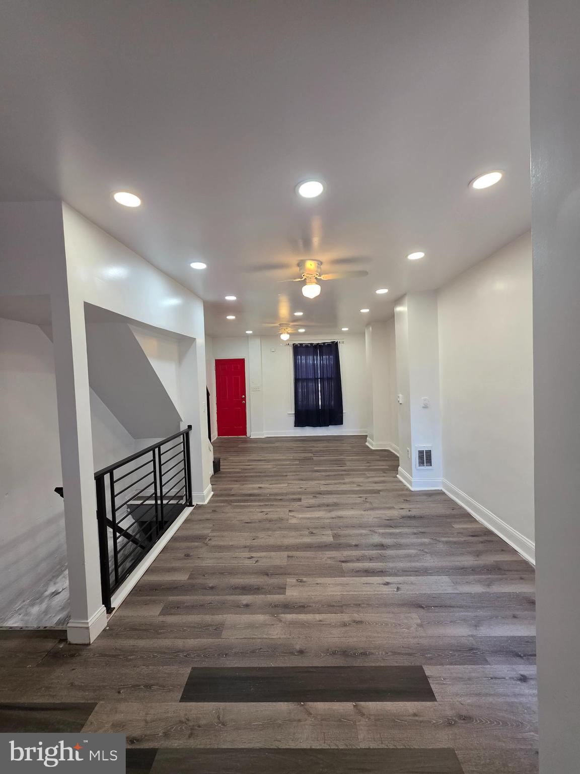 5723 N BEECHWOOD STREET