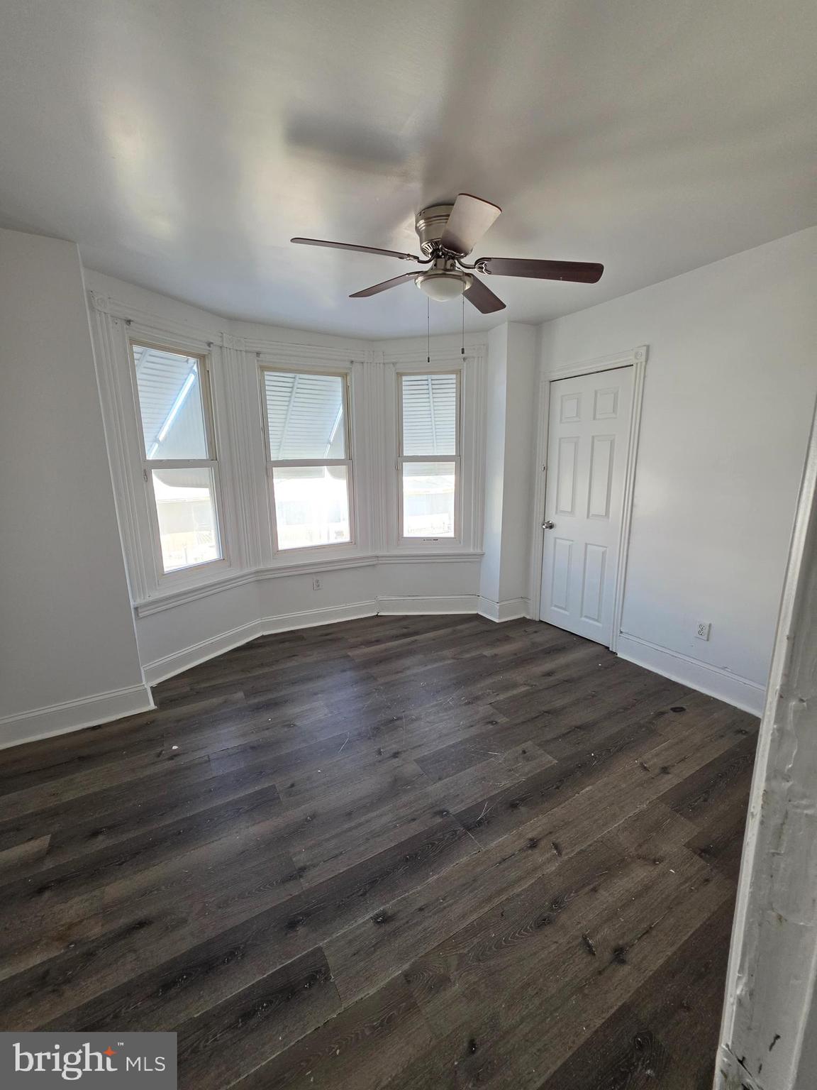 5723 N BEECHWOOD STREET