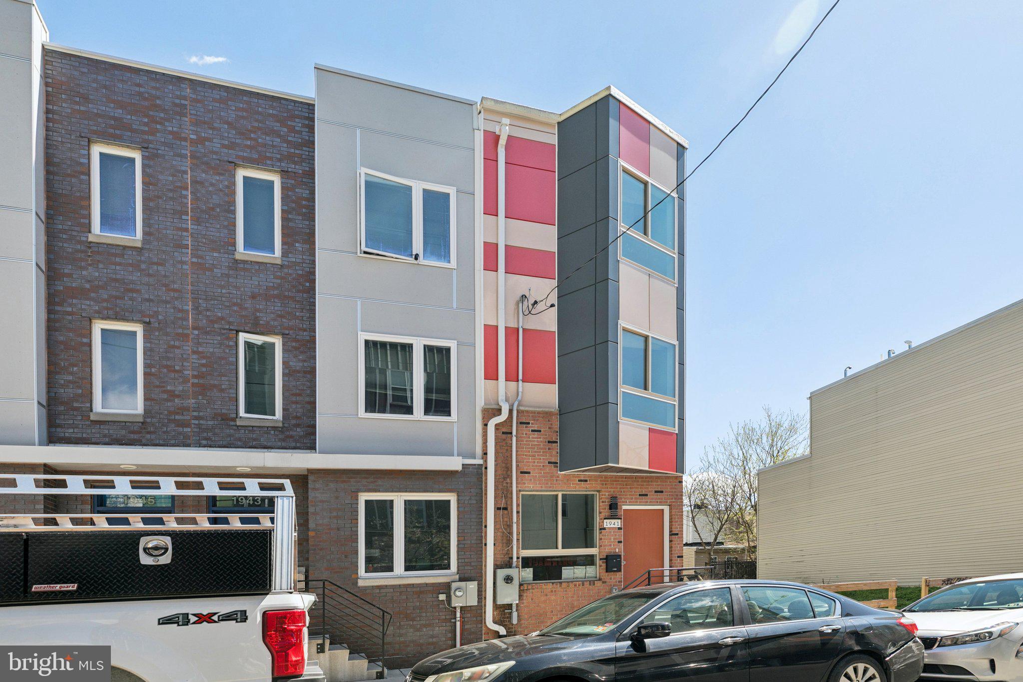 1941 N 9TH STREET