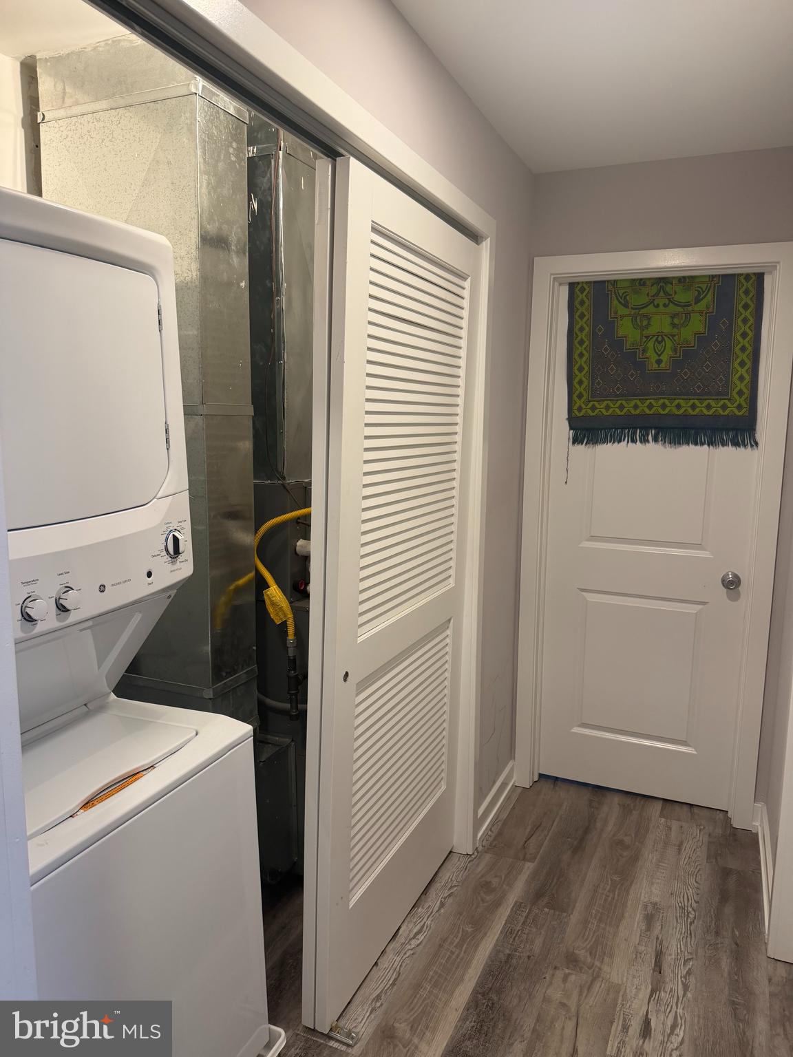 1617 POINT BREEZE AVENUE