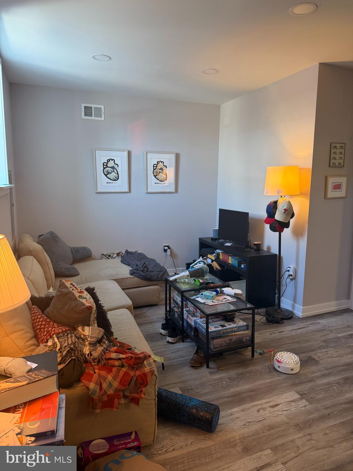 1617 POINT BREEZE AVENUE