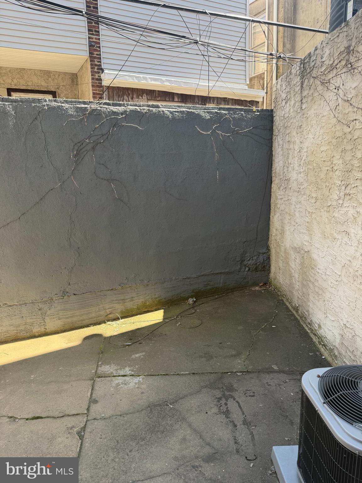 1617 POINT BREEZE AVENUE