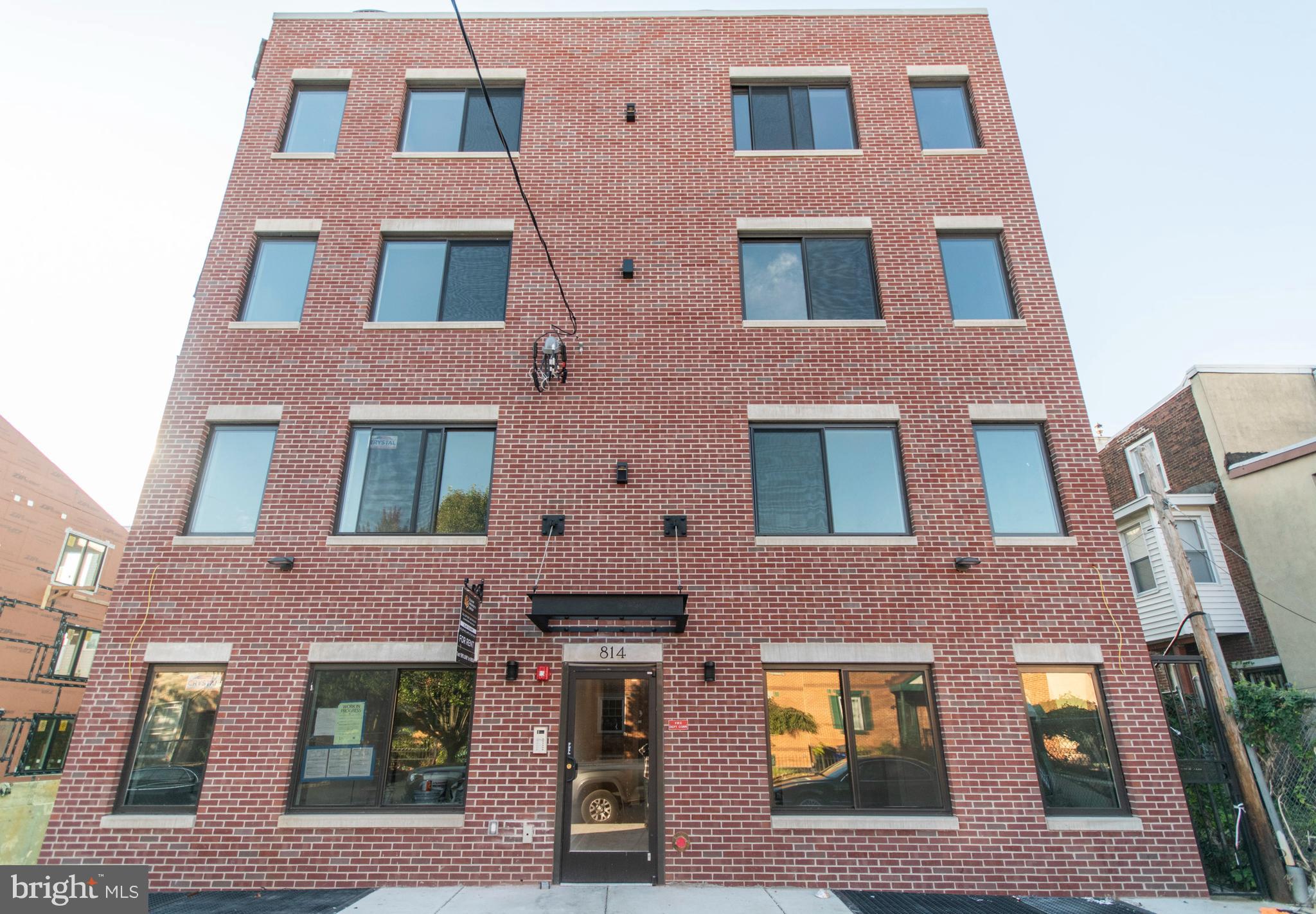 812 N UBER STREET 4