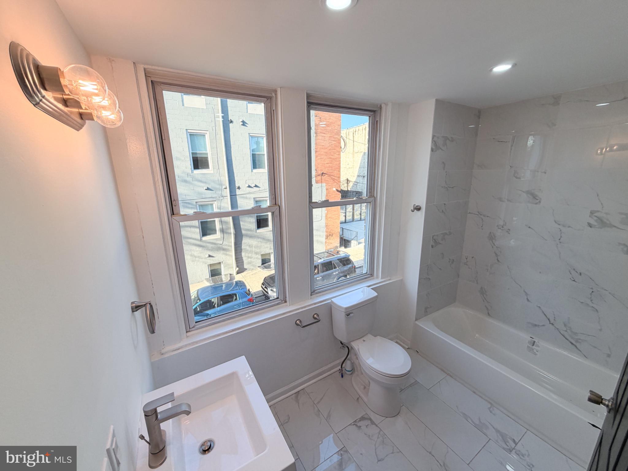 1621 N 33RD STREET UNIT 2