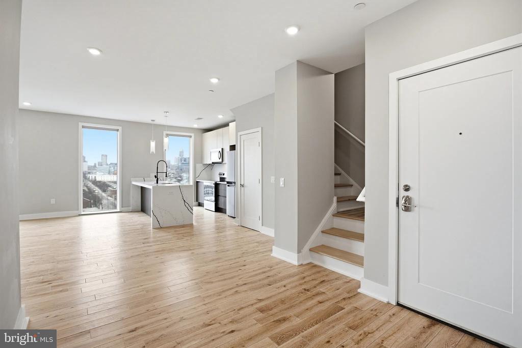 1000 W GIRARD AVENUE 236