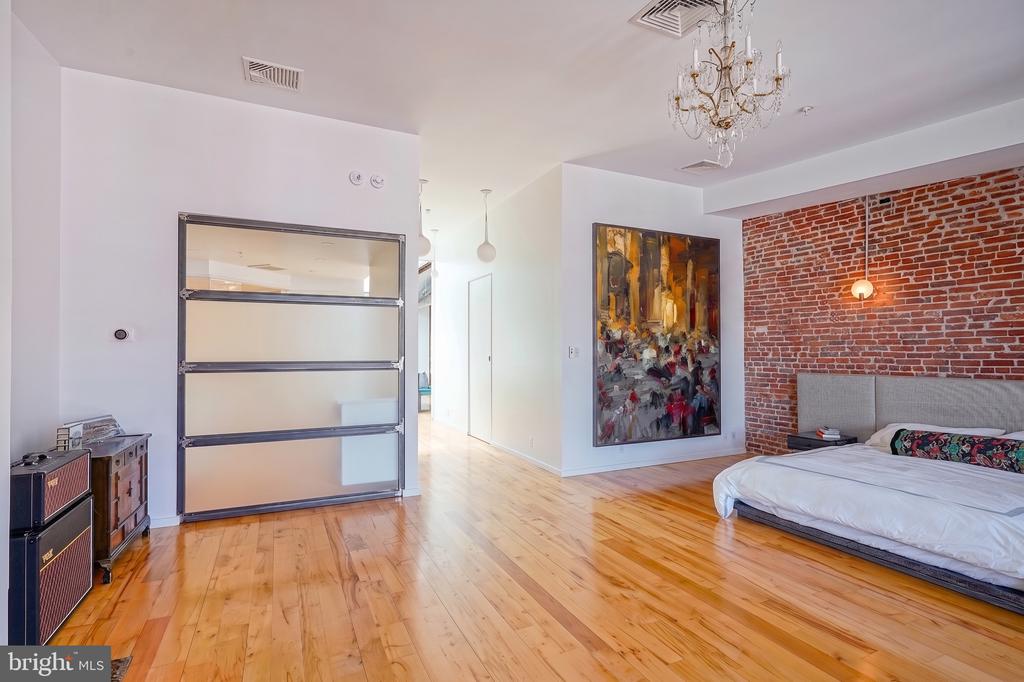 33 N 3RD STREET 4A