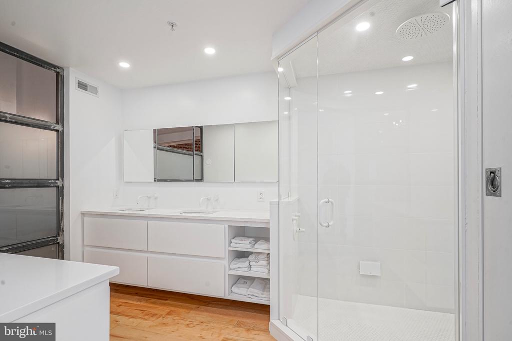 33 N 3RD STREET 4A