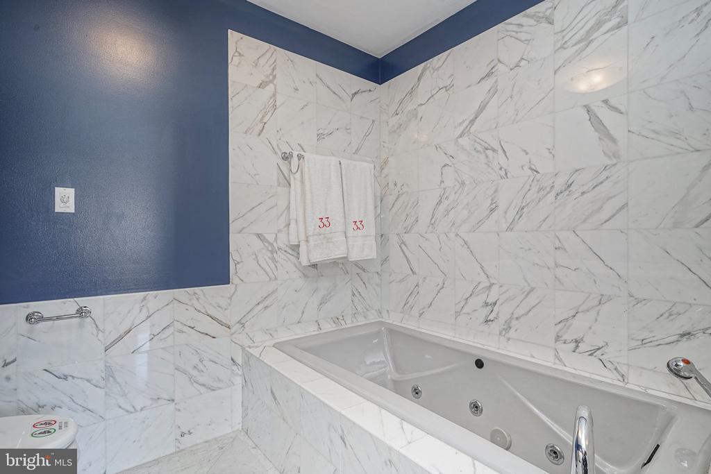 33 N 3RD STREET 4A