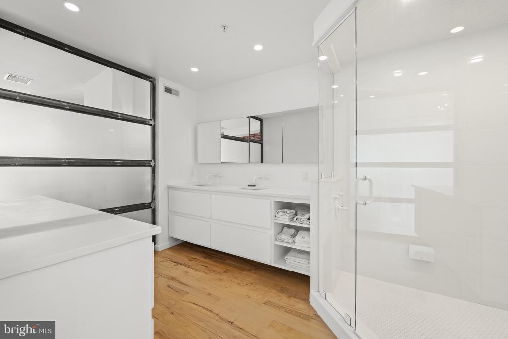 33 N 3RD STREET 4A