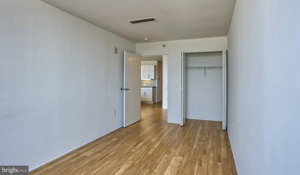 2300 WALNUT STREET 725