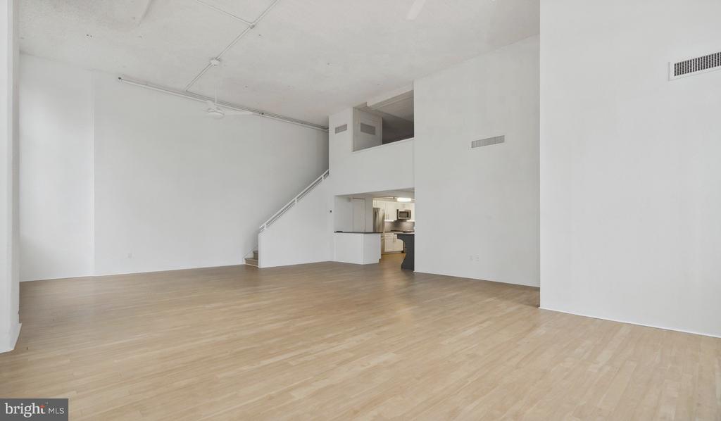 2300 WALNUT STREET 725