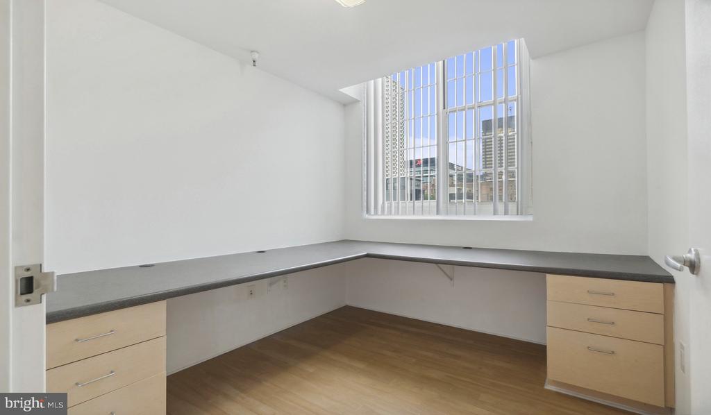 2300 WALNUT STREET 725