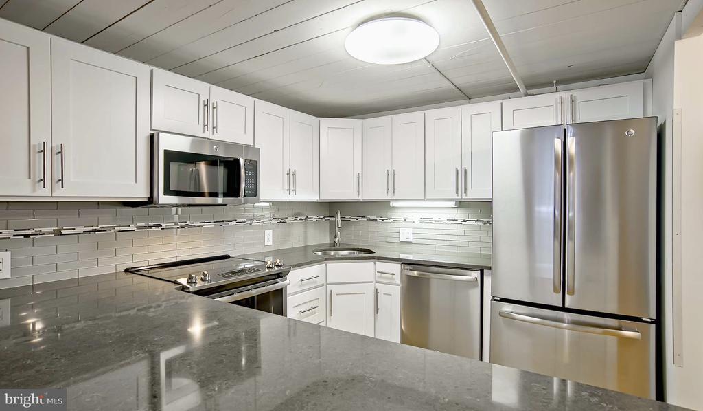 2300 WALNUT STREET 725