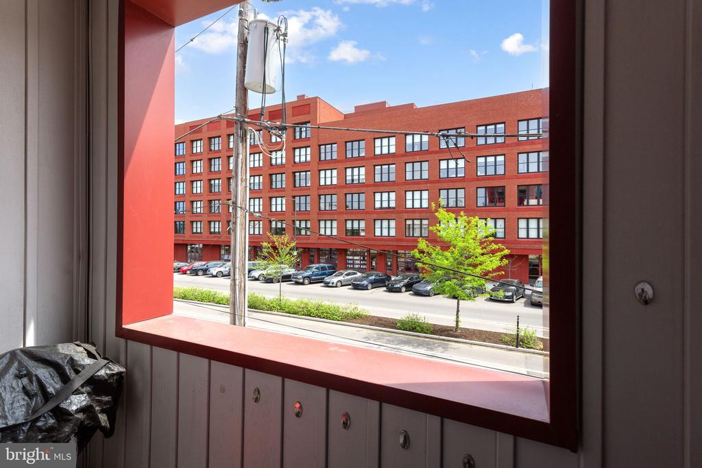 1500 N AMERICAN STREET C